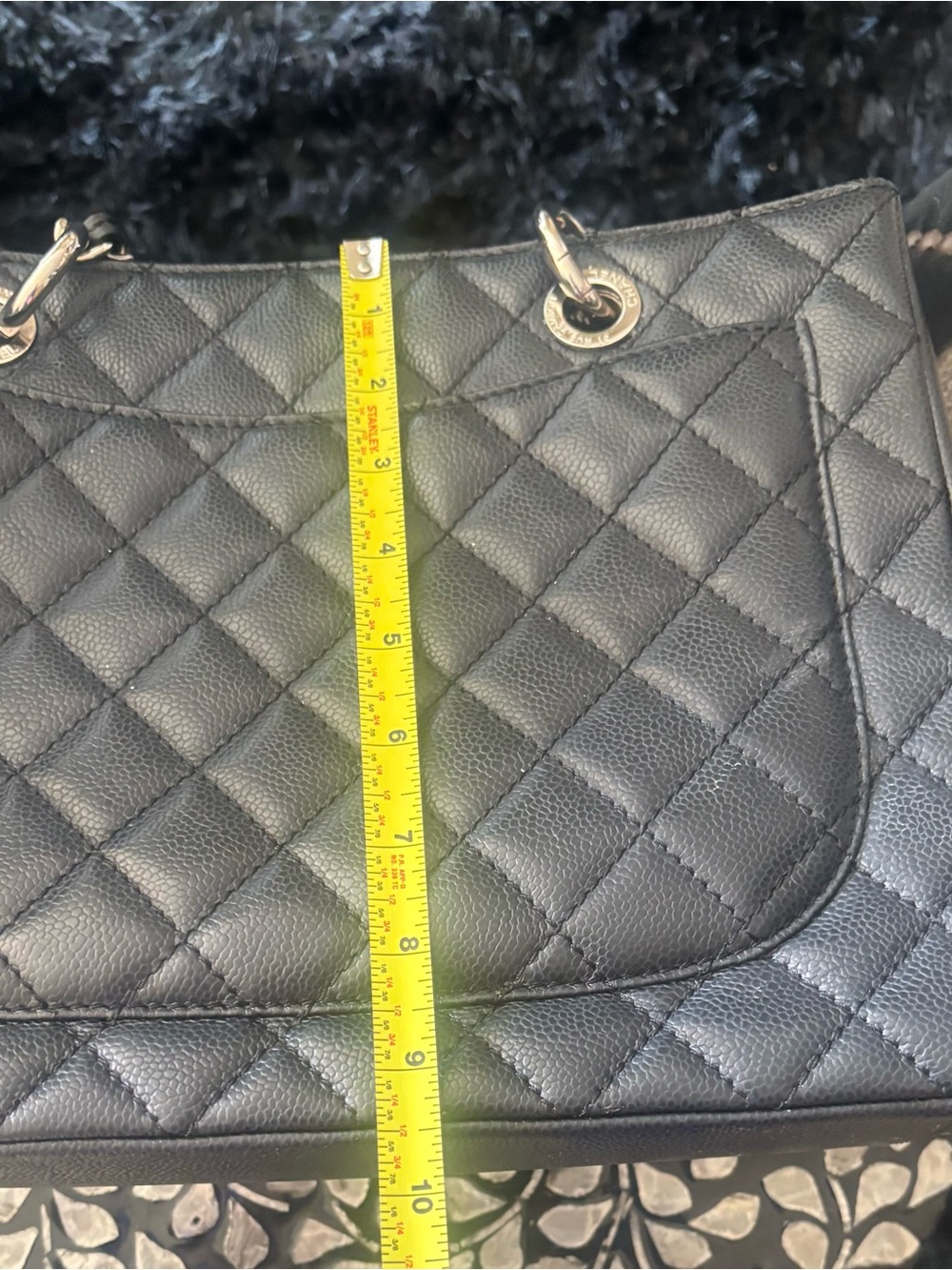 Grand shopper tote Black with Silver Tone Hardware - Picture 5 of 12